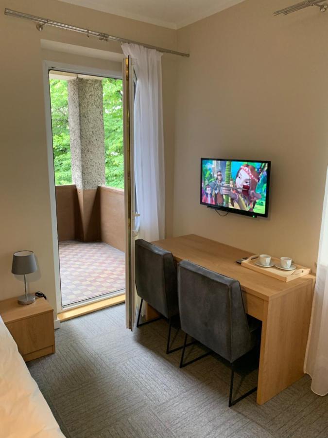 Vesna Rooms Mtp Познань Экстерьер фото