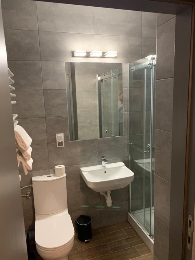 Vesna Rooms Mtp Познань Экстерьер фото
