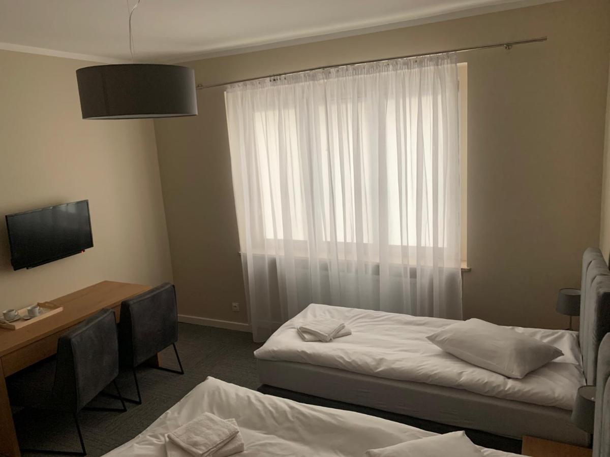 Vesna Rooms Mtp Познань Экстерьер фото